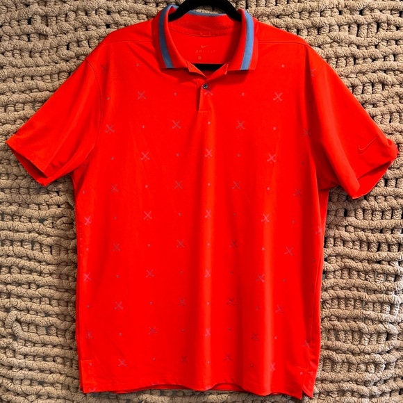 Nike Vibrant Red Polo Golf Shirt with Geometric Pattern Size Large - Picture 2 of 11